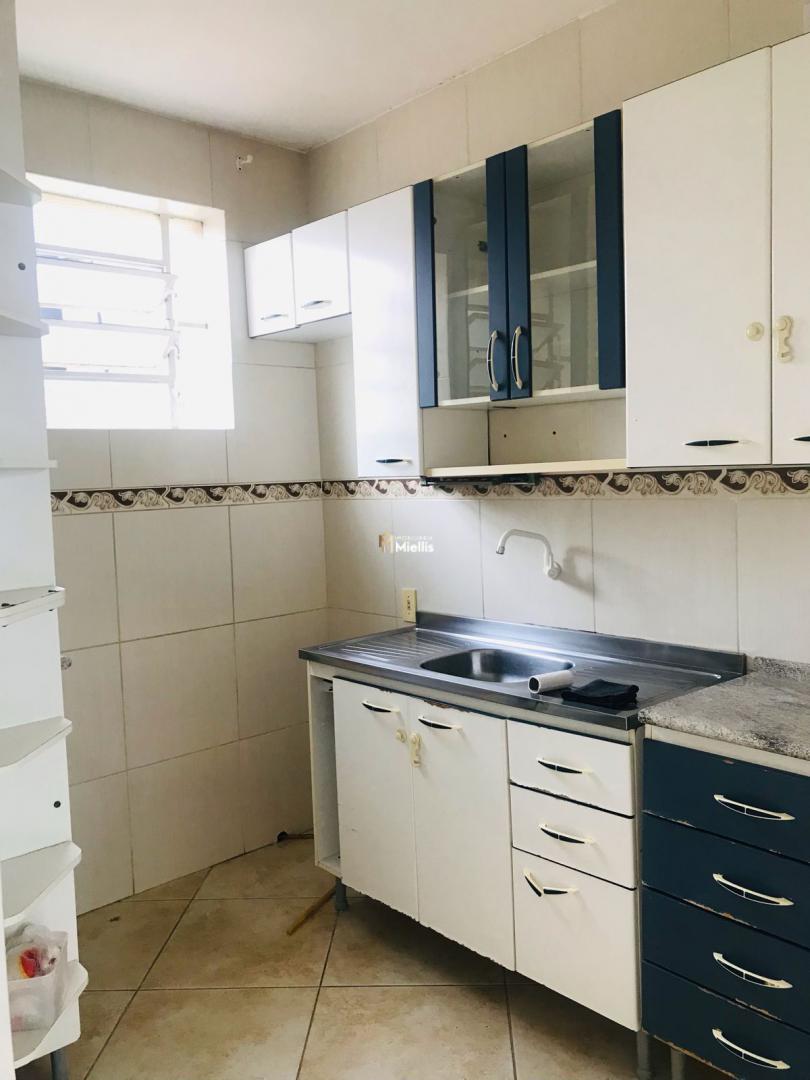 Apartamento à venda com 3 quartos, 75m² - Foto 12