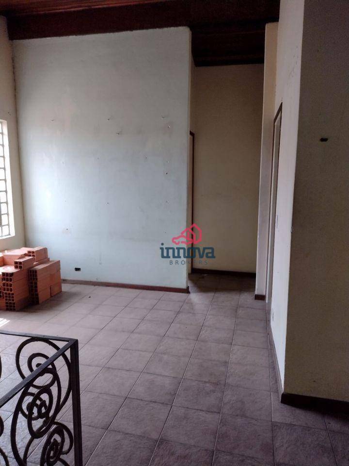 Sobrado à venda com 3 quartos, 300m² - Foto 14