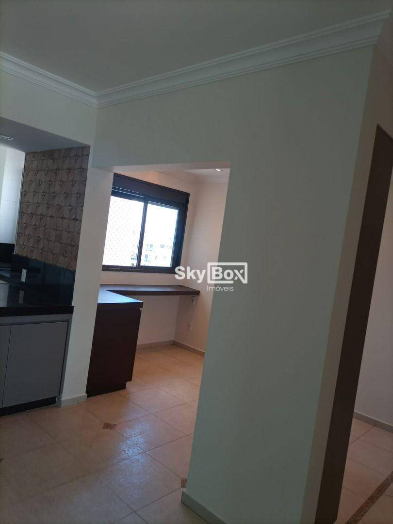 Apartamento à venda com 3 quartos, 97m² - Foto 4