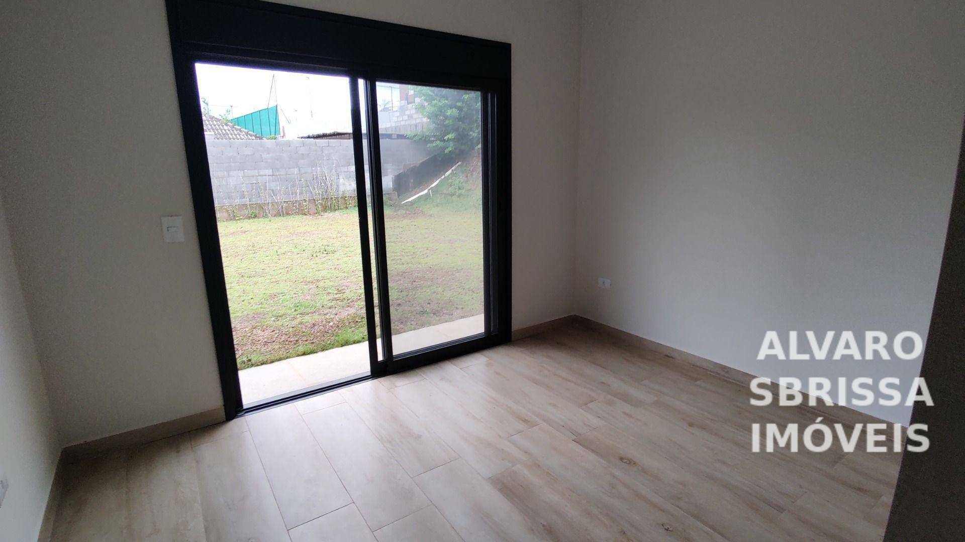 Casa de Condomínio à venda com 4 quartos, 320m² - Foto 31