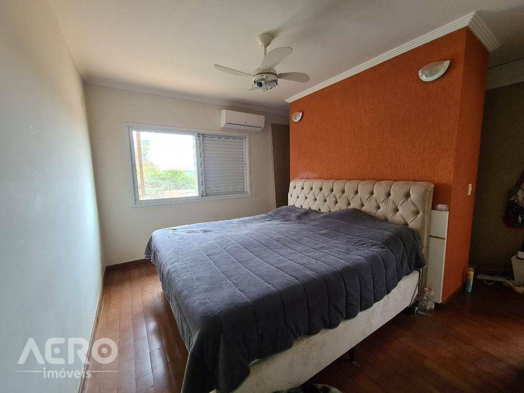 Casa de Condomínio à venda com 4 quartos, 600m² - Foto 44