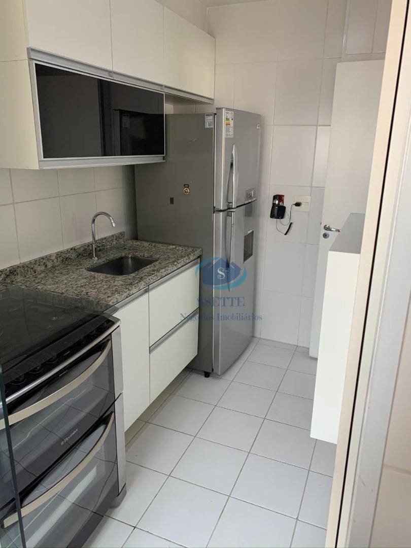 Apartamento à venda com 3 quartos, 98m² - Foto 17