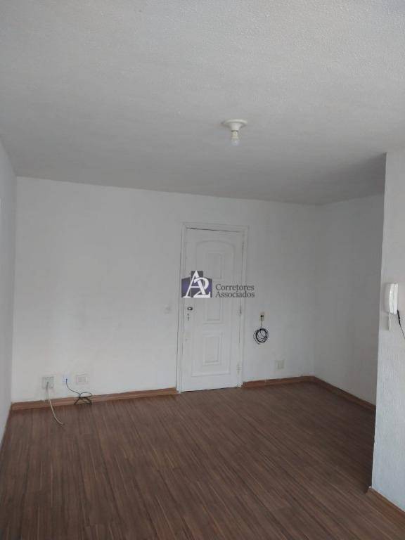 Apartamento à venda com 2 quartos, 60m² - Foto 2