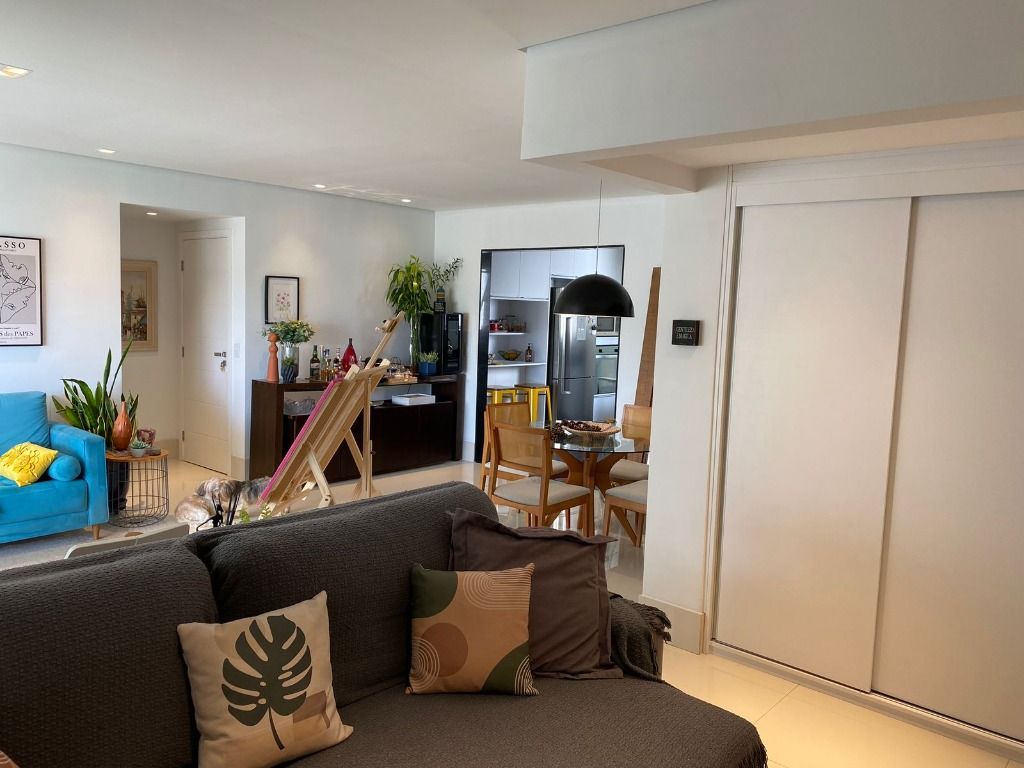 Apartamento à venda com 3 quartos, 131m² - Foto 5