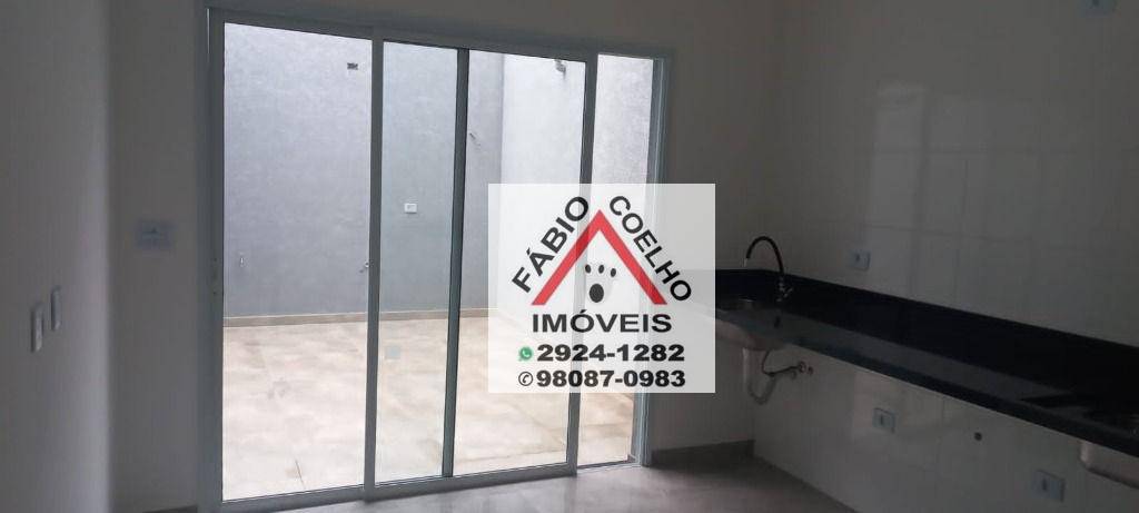 Sobrado à venda com 3 quartos, 110m² - Foto 4