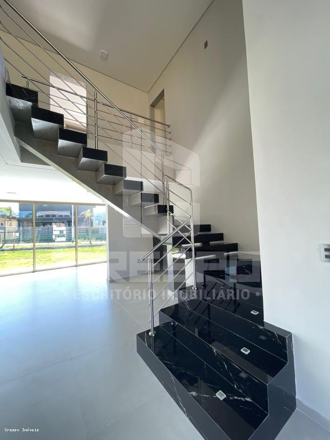 Casa de Condomínio à venda com 4 quartos, 250m² - Foto 6