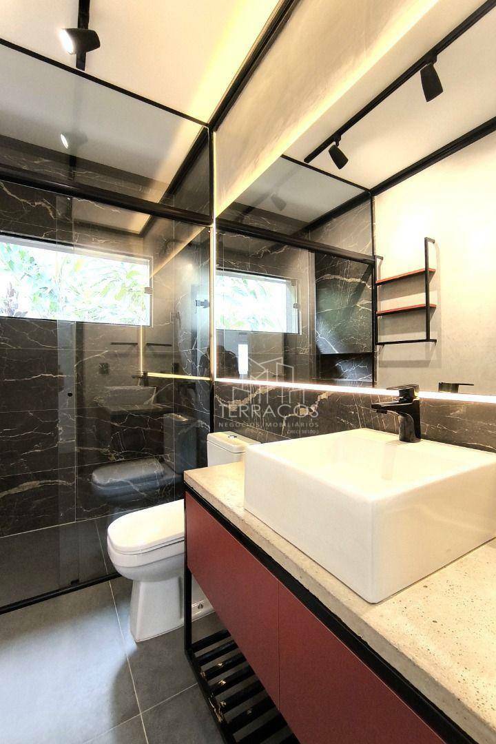 Casa para alugar com 3 quartos, 170m² - Foto 54
