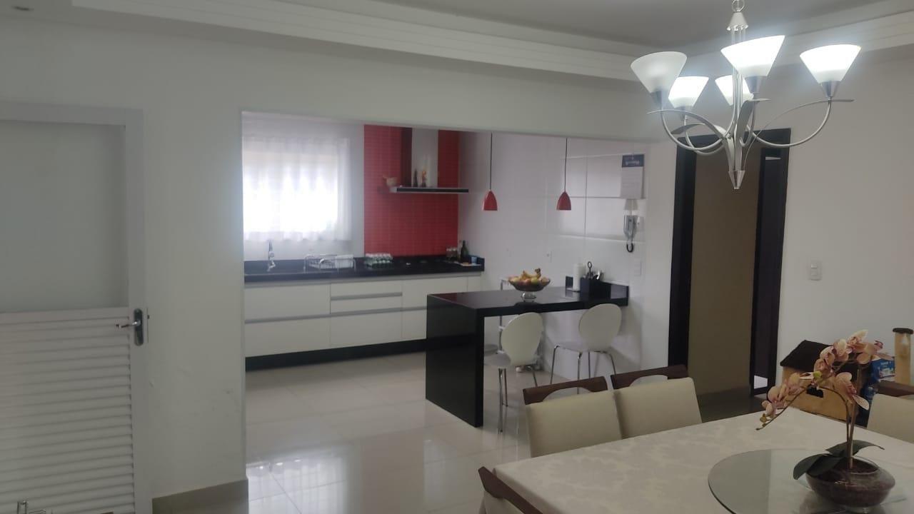 Casa à venda com 3 quartos, 197m² - Foto 22