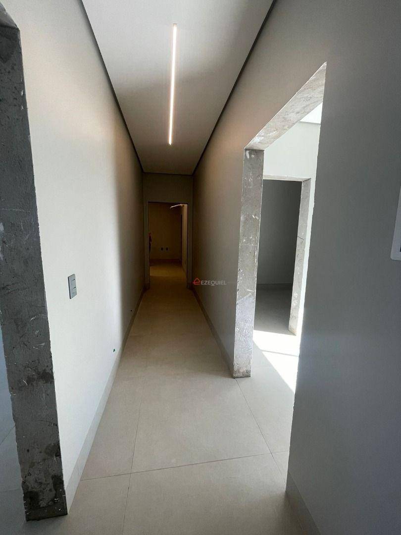 Casa de Condomínio à venda com 3 quartos, 331m² - Foto 16