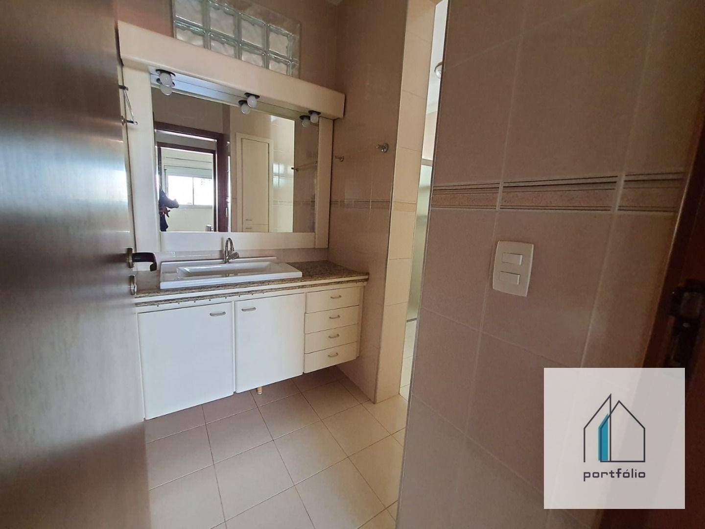 Apartamento à venda com 3 quartos, 164m² - Foto 22