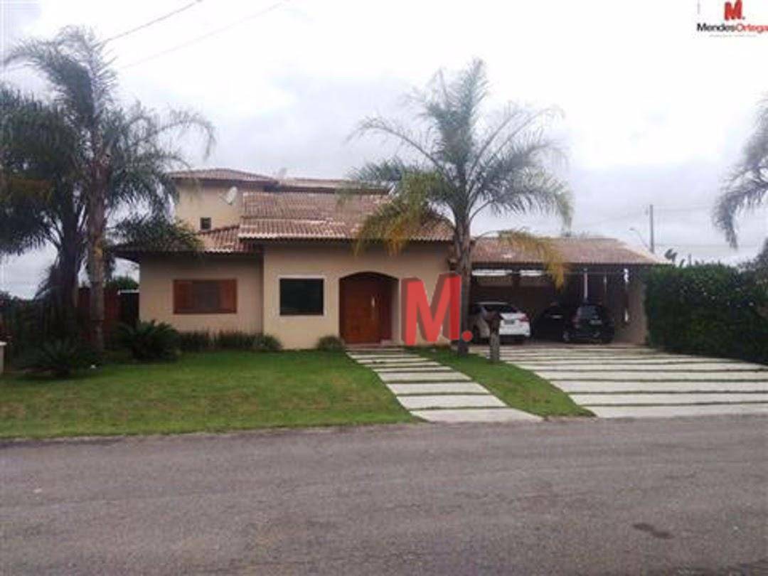 Casa de Condomínio à venda com 3 quartos, 300m² - Foto 1