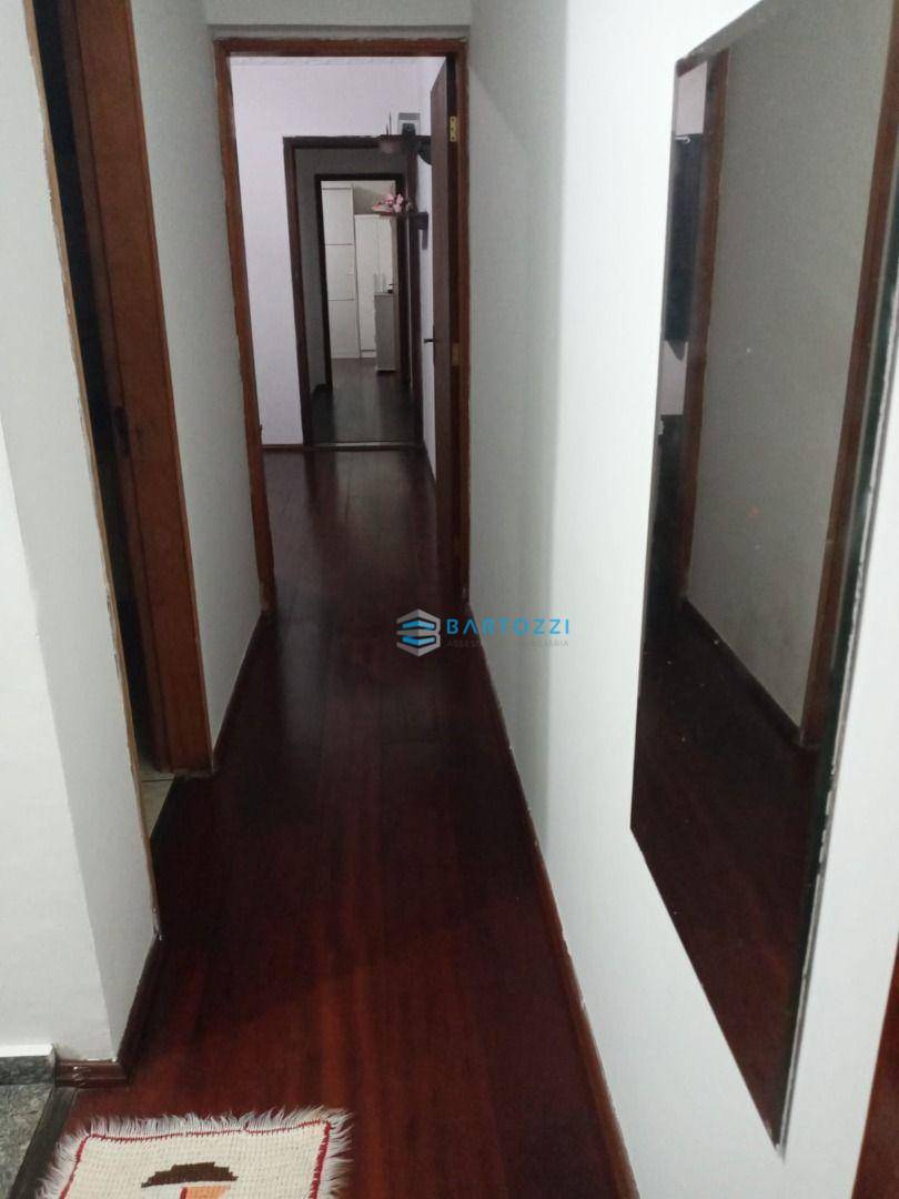 Sobrado à venda com 3 quartos, 176m² - Foto 4