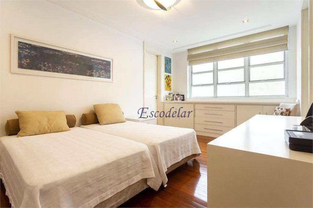 Apartamento à venda com 3 quartos, 281m² - Foto 9