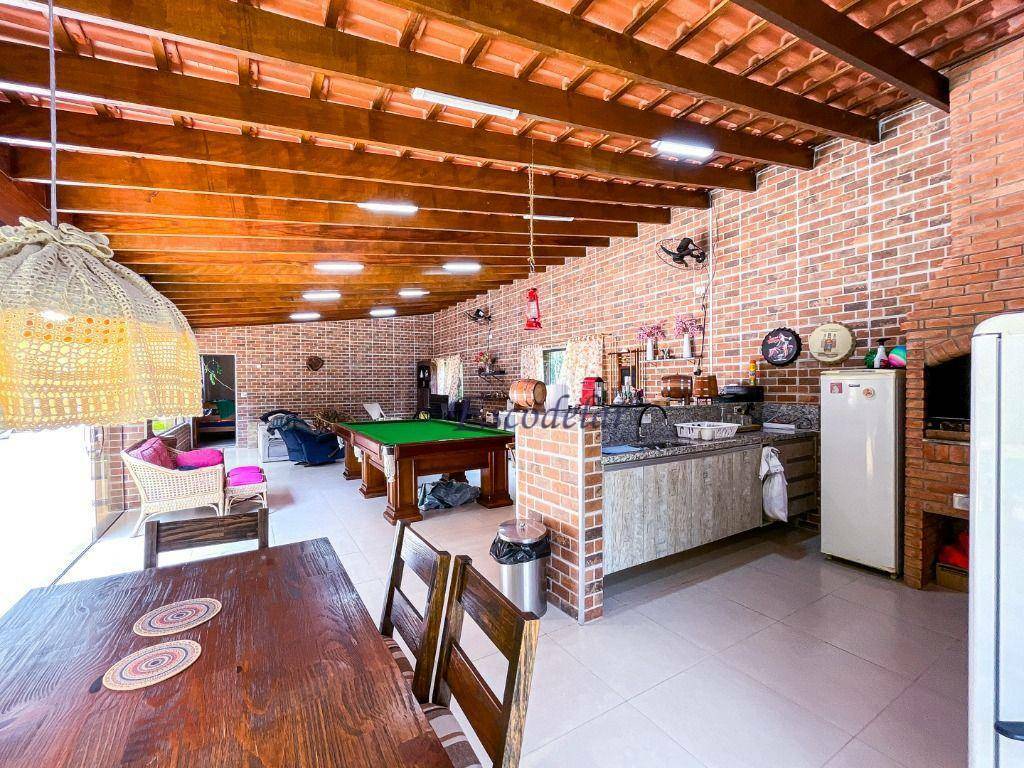 Casa à venda com 6 quartos, 400m² - Foto 32