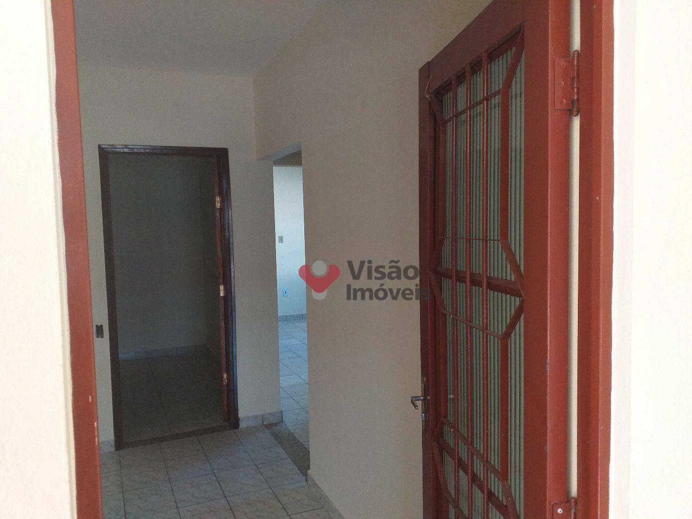 Casa à venda com 3 quartos, 164m² - Foto 3