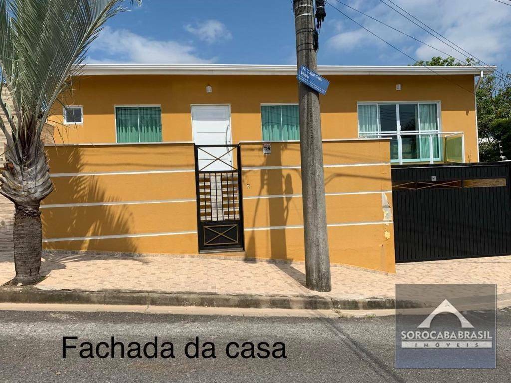 Casa à venda com 3 quartos, 300m² - Foto 1