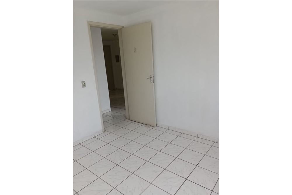 Apartamento à venda com 2 quartos, 60m² - Foto 9