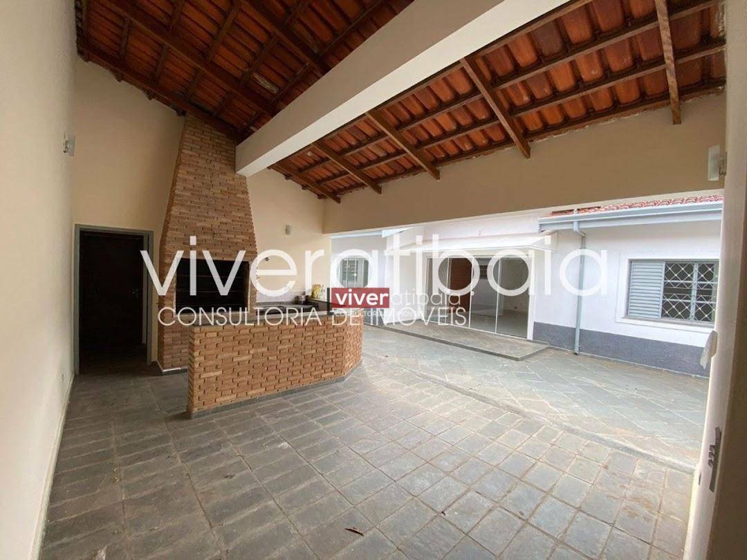 Casa à venda com 6 quartos, 380m² - Foto 14