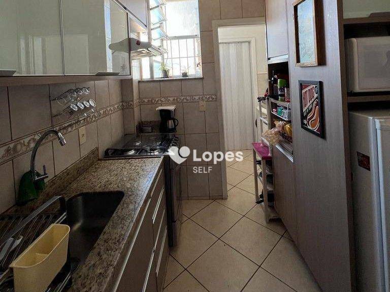 Apartamento à venda com 3 quartos, 75m² - Foto 10