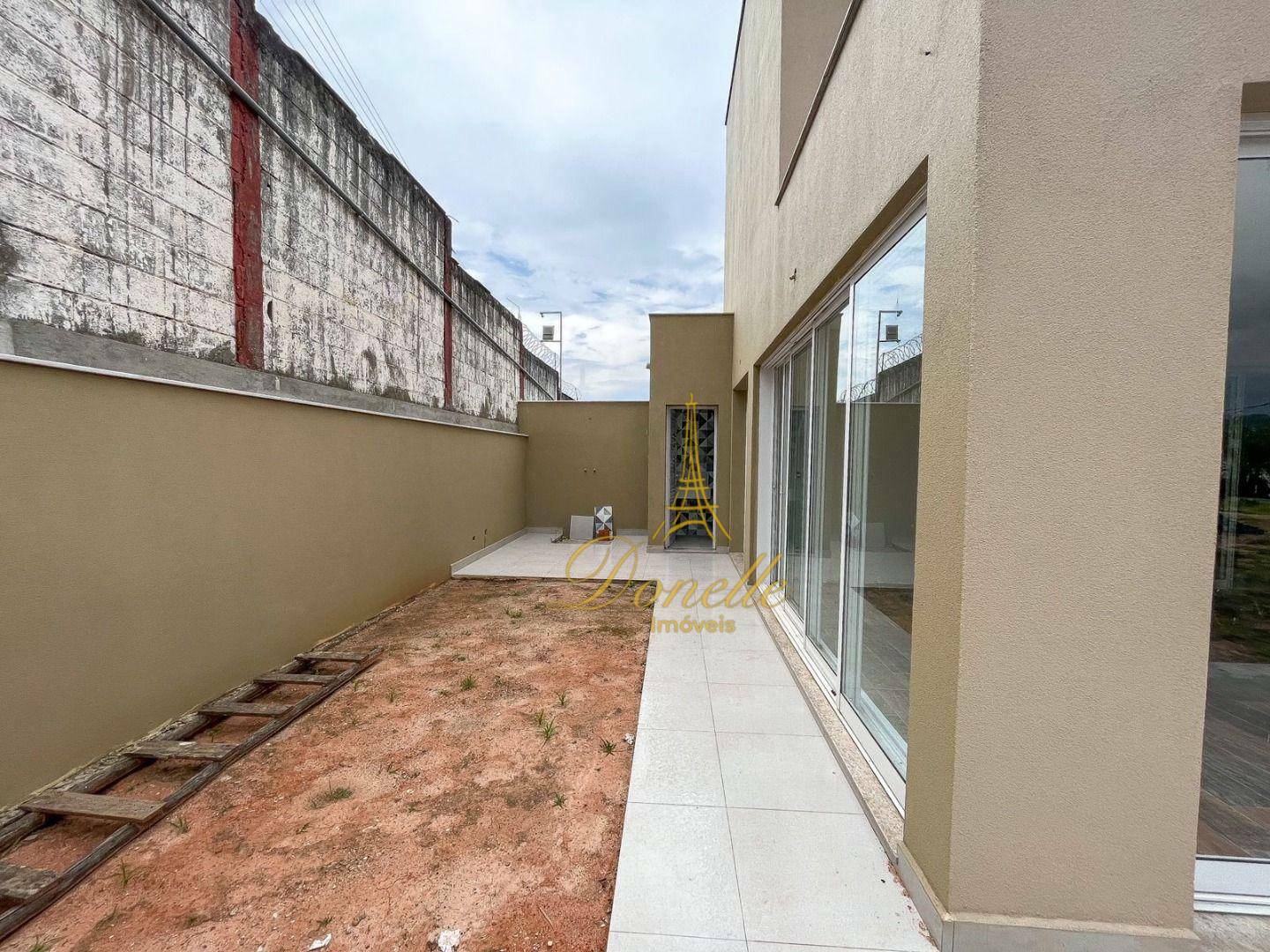 Sobrado à venda com 5 quartos, 292m² - Foto 29