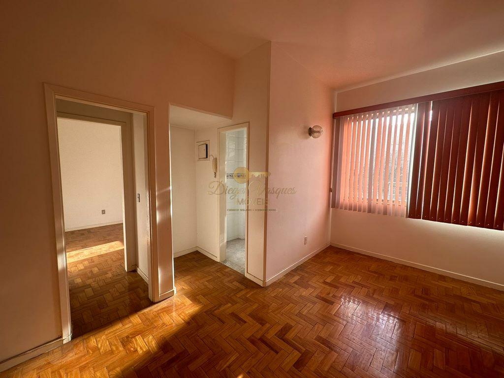 Apartamento à venda com 1 quarto, 37m² - Foto 1