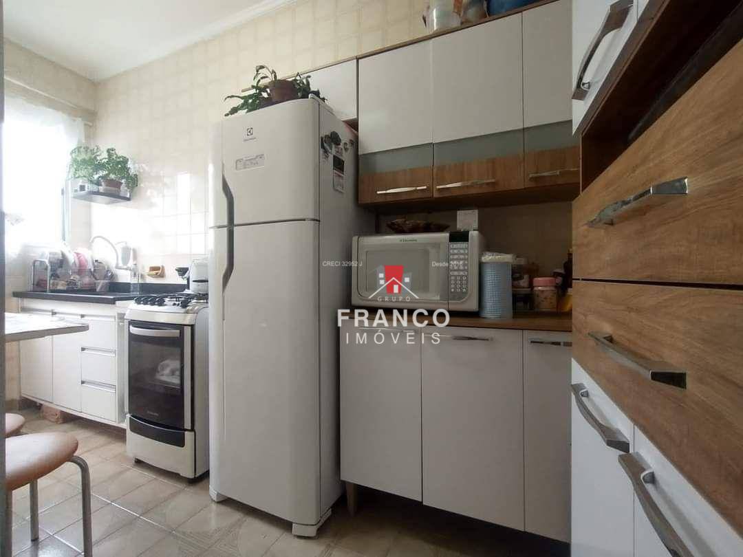 Apartamento à venda com 2 quartos, 60m² - Foto 8