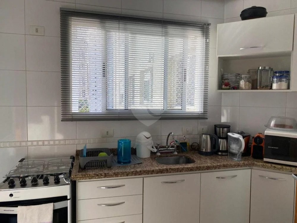 Apartamento à venda com 3 quartos, 100m² - Foto 8