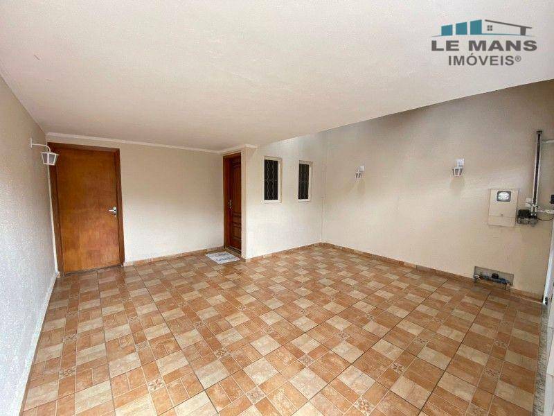 Casa à venda com 2 quartos, 91m² - Foto 3