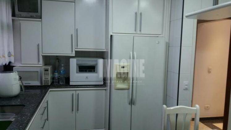 Apartamento à venda com 3 quartos, 105m² - Foto 7