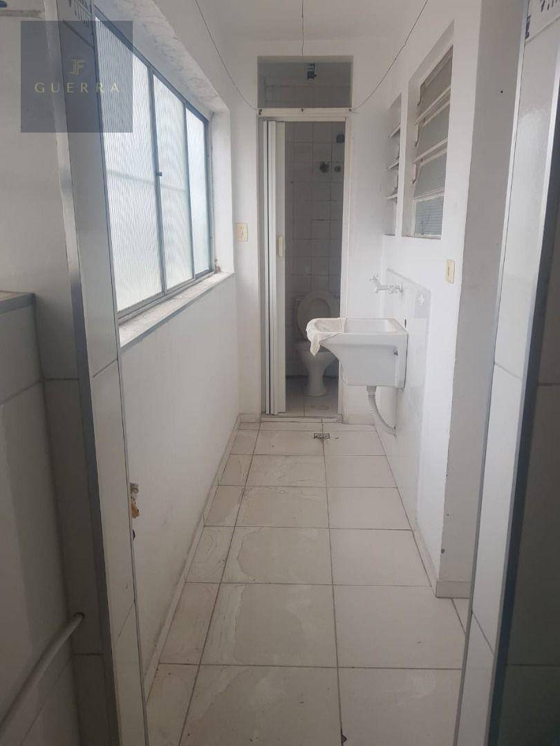 Apartamento à venda com 2 quartos, 75m² - Foto 9