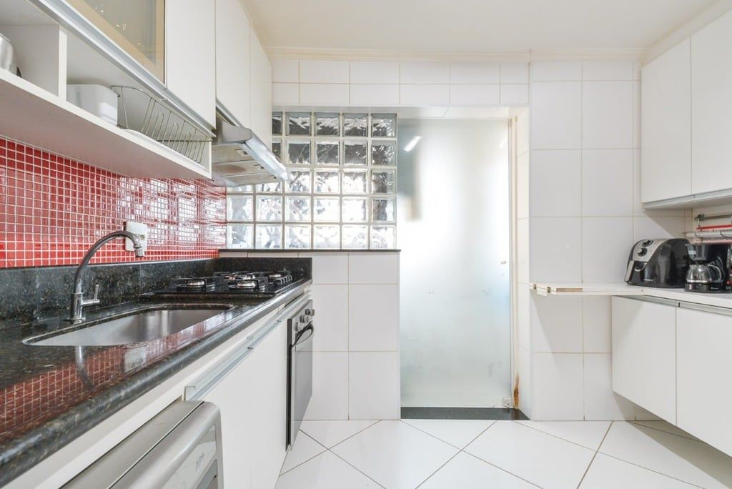 Apartamento à venda com 3 quartos, 70m² - Foto 4