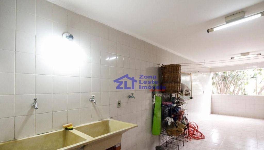 Sobrado à venda com 3 quartos, 210m² - Foto 26