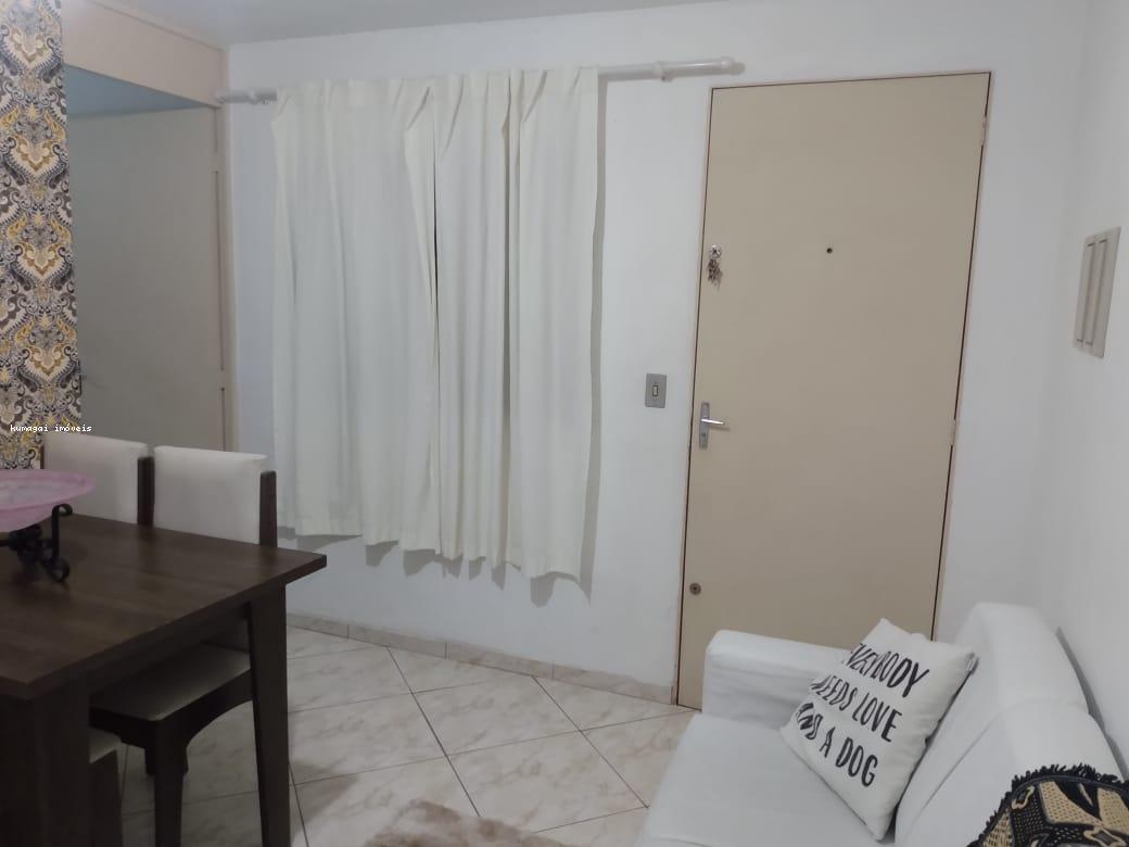 Apartamento à venda com 2 quartos, 47m² - Foto 10