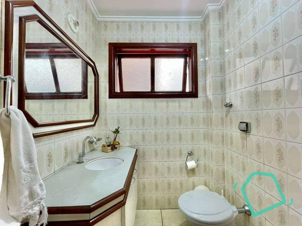 Casa de Condomínio à venda com 4 quartos, 359m² - Foto 32