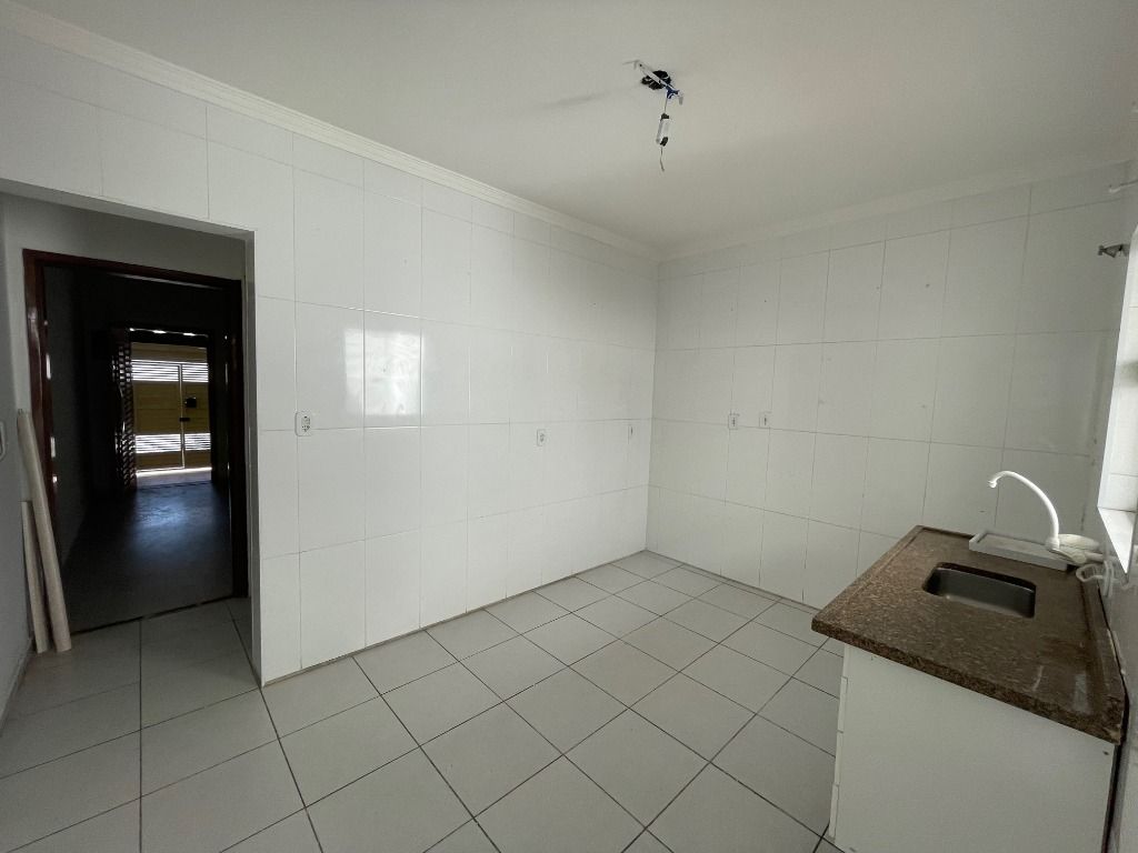 Sobrado à venda com 2 quartos, 90m² - Foto 12