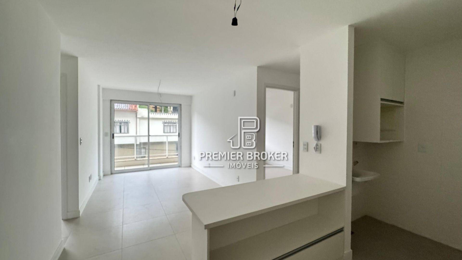 Apartamento à venda com 2 quartos, 66m² - Foto 5