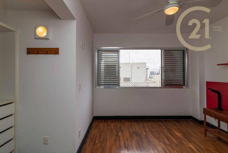 Apartamento para alugar com 2 quartos, 110m² - Foto 8