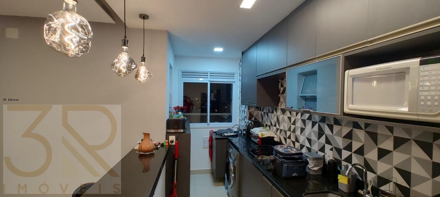 Apartamento à venda com 2 quartos, 74m² - Foto 9