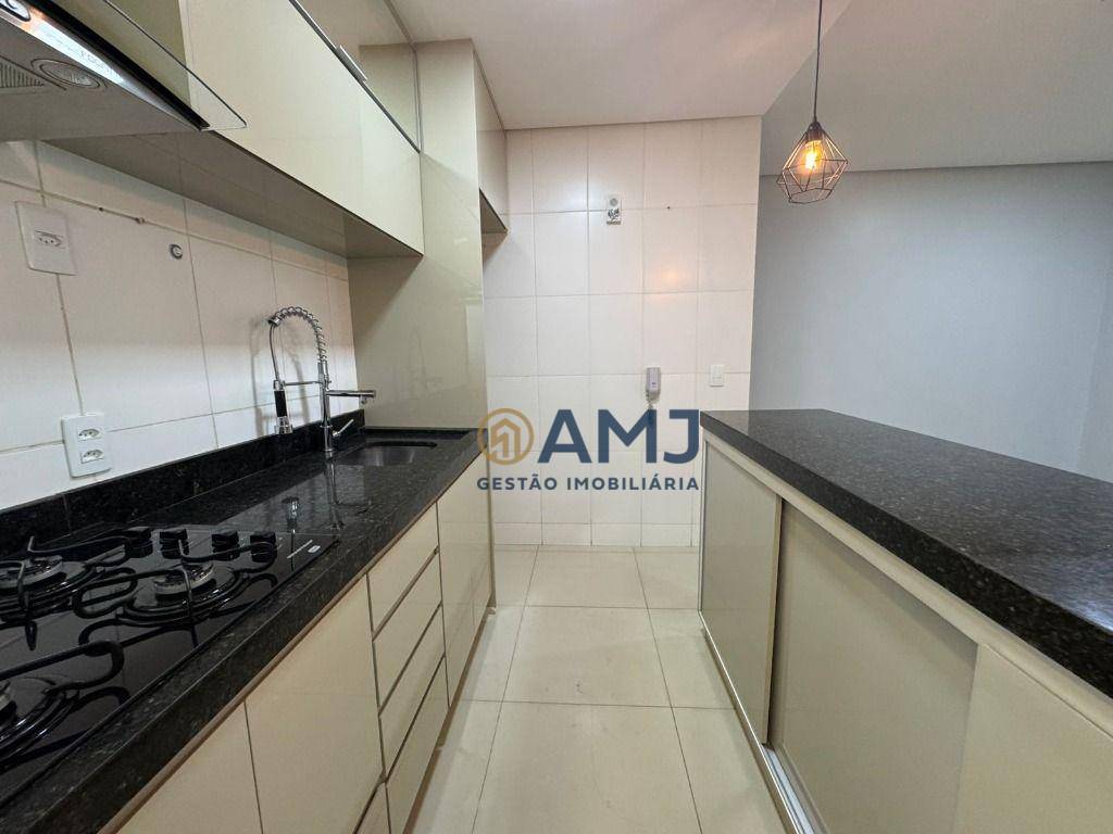 Apartamento para alugar com 2 quartos, 68m² - Foto 14