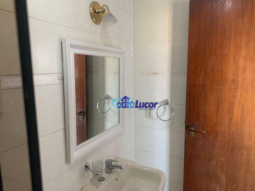 Apartamento para alugar com 3 quartos, 70m² - Foto 9