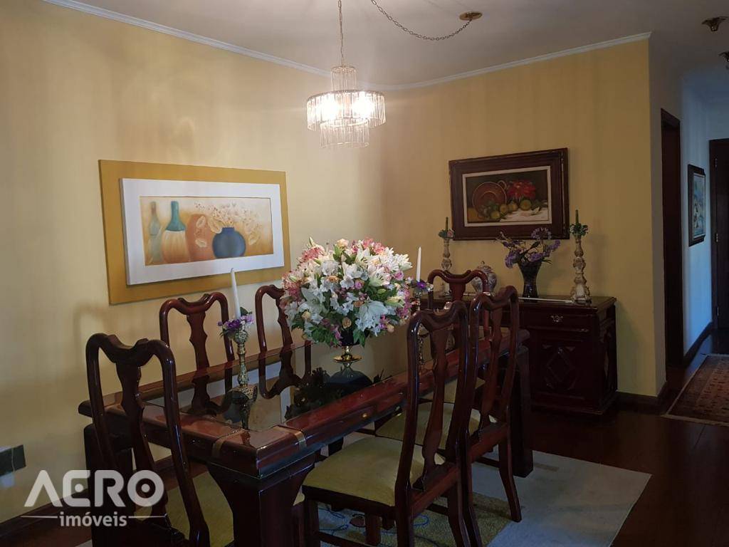 Apartamento à venda com 4 quartos, 230m² - Foto 19