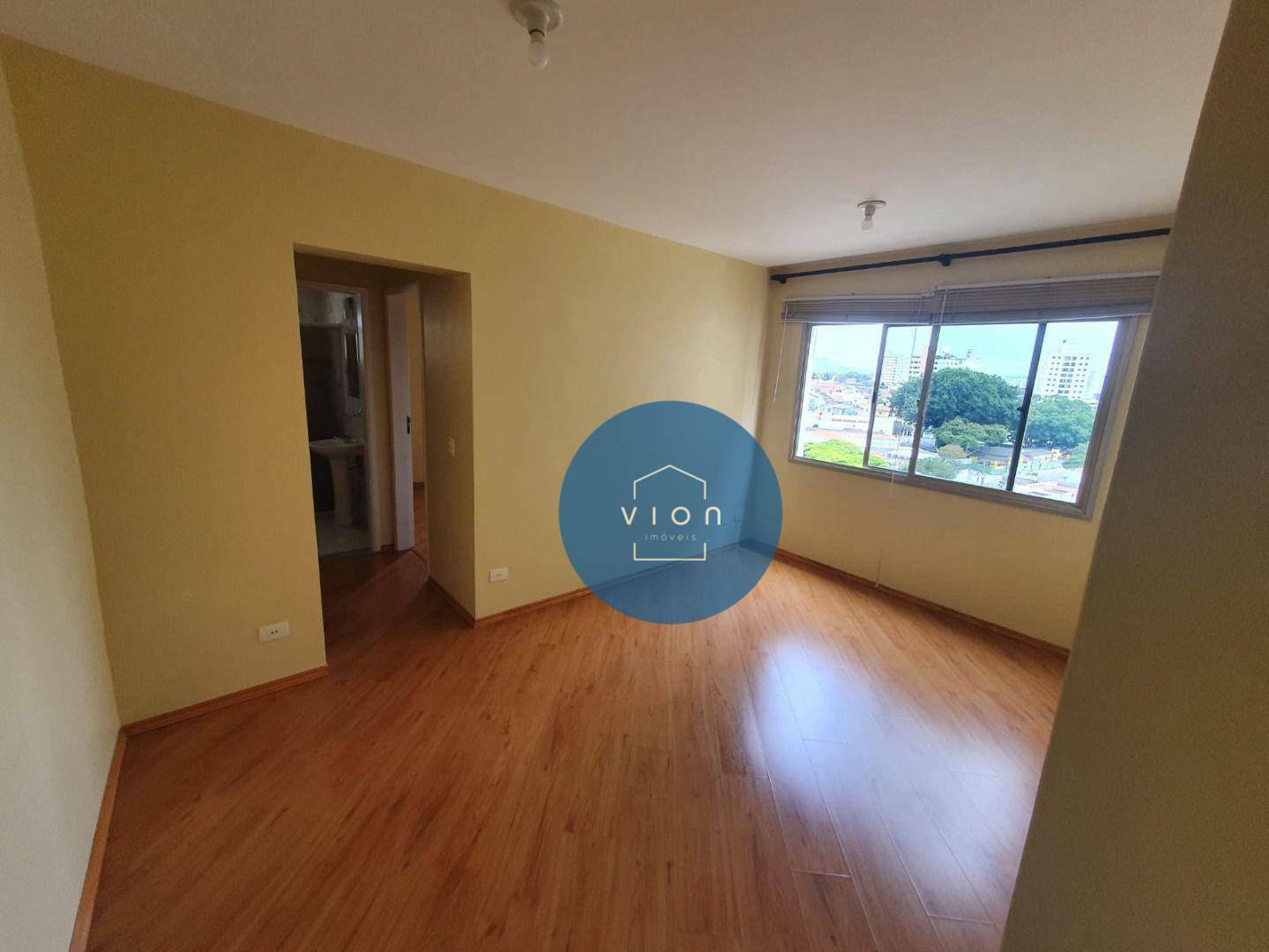 Apartamento à venda com 1 quarto, 42m² - Foto 1