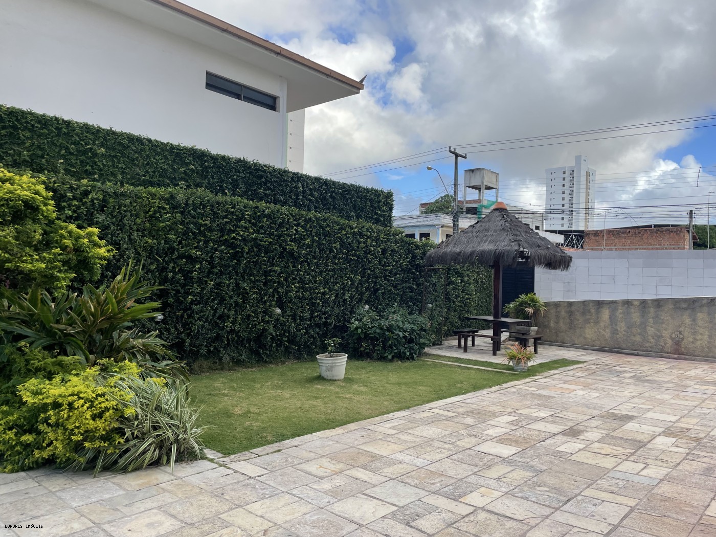Apartamento à venda com 3 quartos, 147m² - Foto 25