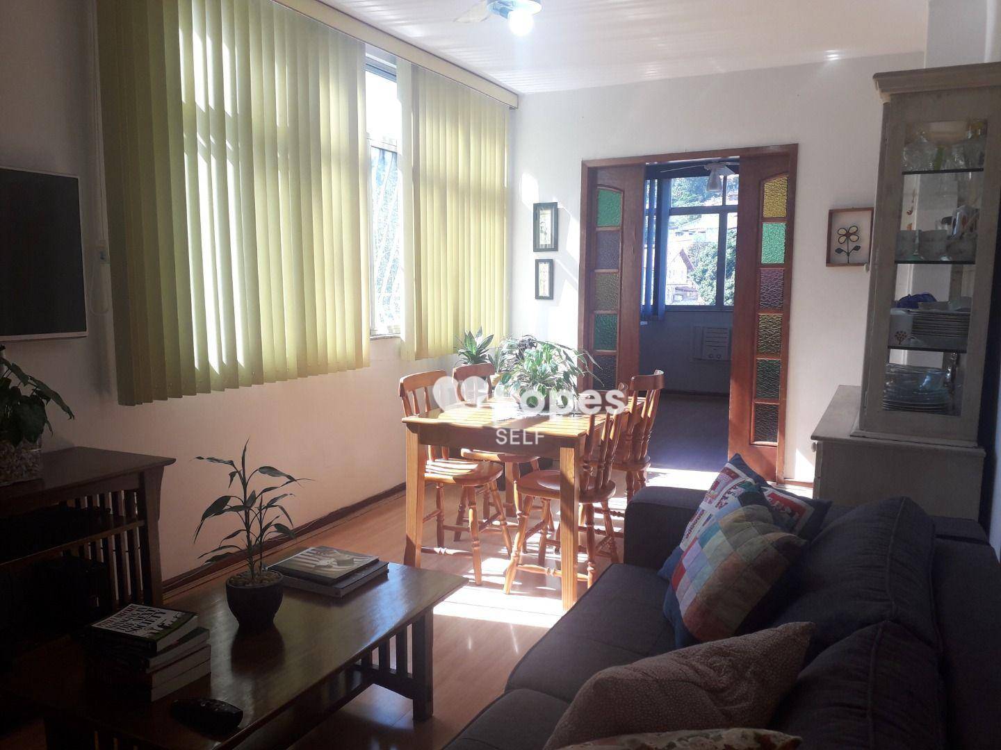 Apartamento à venda com 3 quartos, 91m² - Foto 2