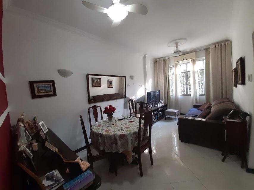 Apartamento à venda com 3 quartos, 95m² - Foto 4