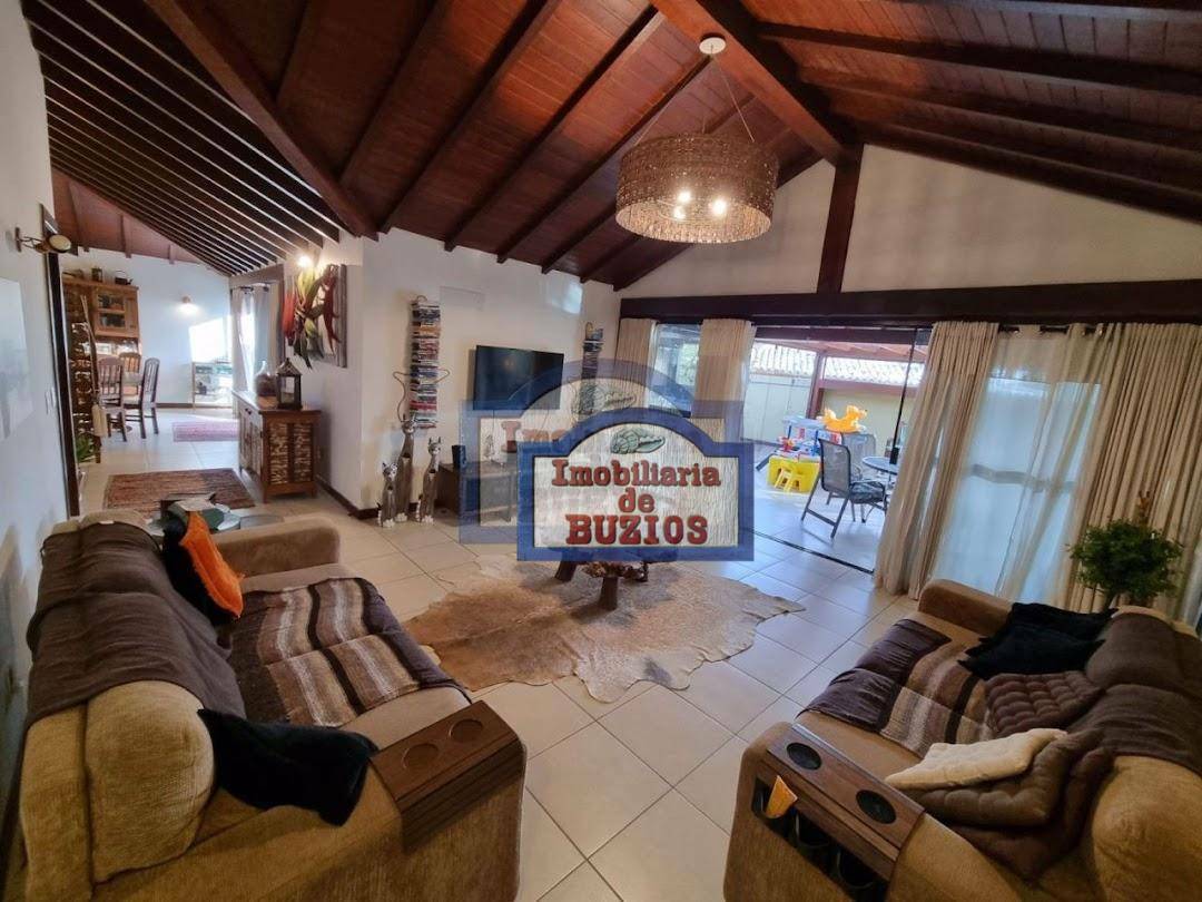 Casa à venda com 5 quartos, 260m² - Foto 14