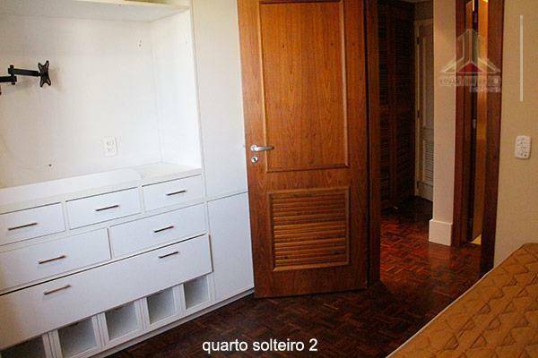 Apartamento à venda com 4 quartos, 240m² - Foto 17