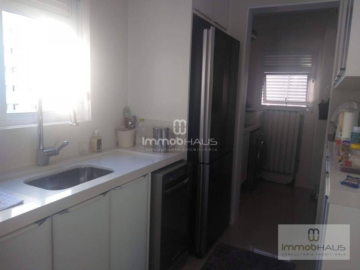 Apartamento à venda com 3 quartos, 113m² - Foto 12