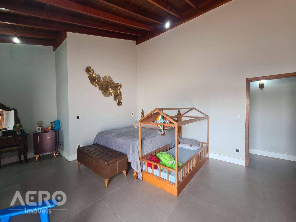 Casa à venda com 2 quartos, 280m² - Foto 15