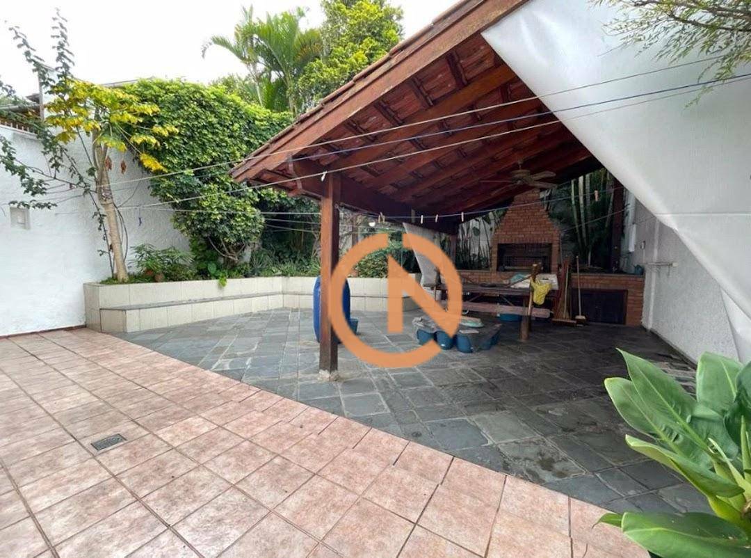 Sobrado à venda com 3 quartos, 208m² - Foto 24